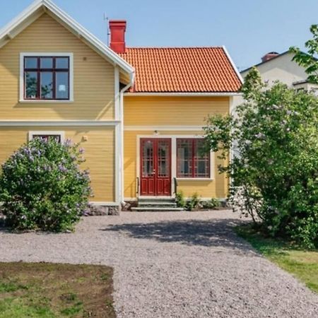 היו Casa Fontenay Charmig Laegenhet Naera Stadsparken Och Vaettern מראה חיצוני תמונה